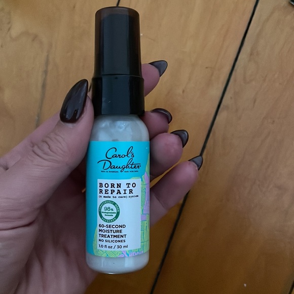 Bundle of travel/sample size makeup/hair are products - Picture 3 of 8